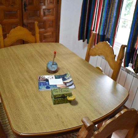 La Rocalla Del Tietar Villa Sotillo de la Adrada Bagian luar foto