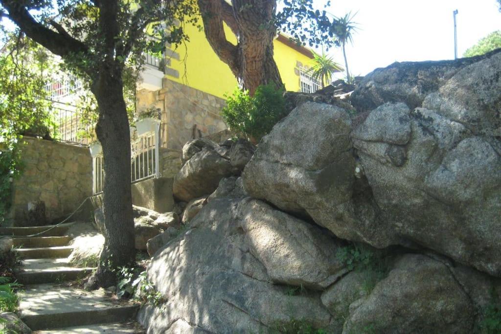 La Rocalla Del Tietar Villa Sotillo de la Adrada Bagian luar foto