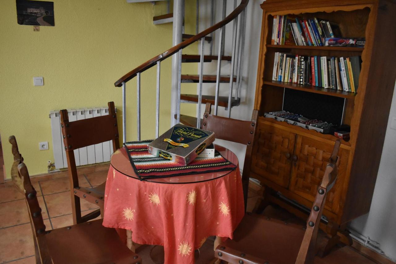 La Rocalla Del Tietar Villa Sotillo de la Adrada Bagian luar foto